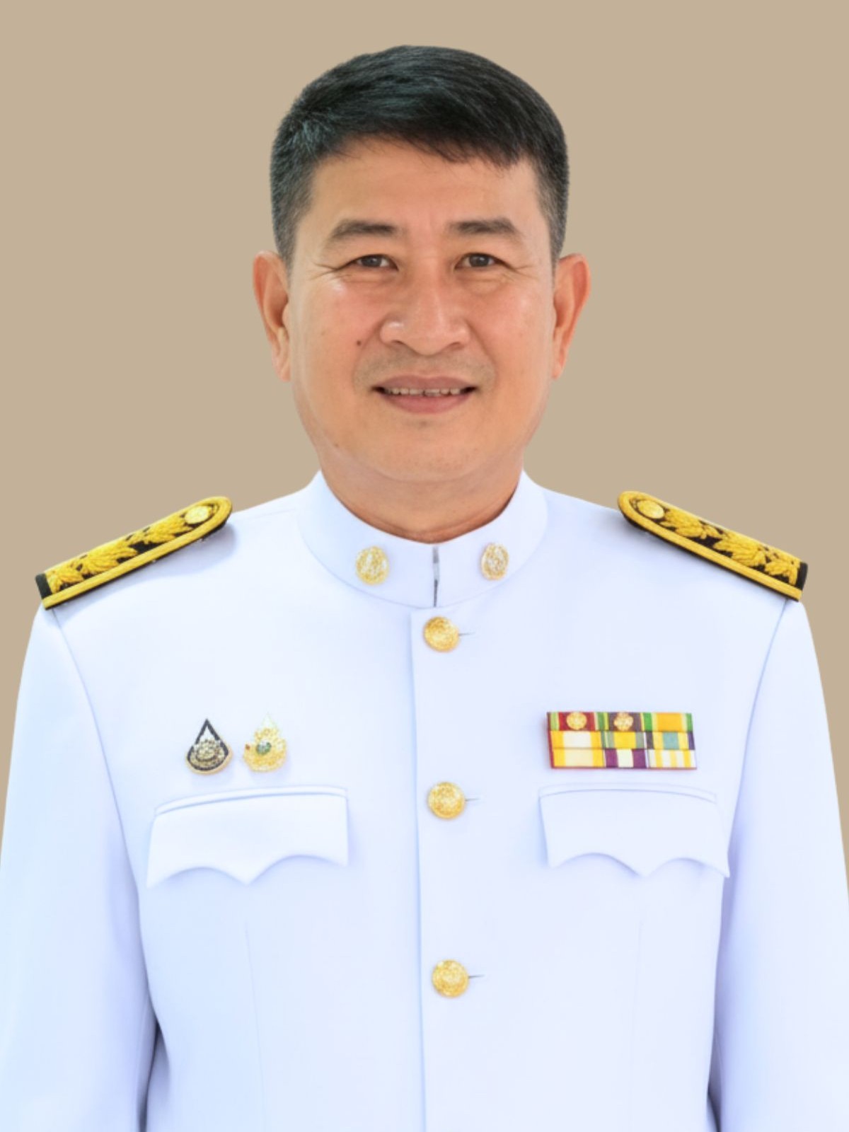 นายวีระศักดิ์ พายุบุตร